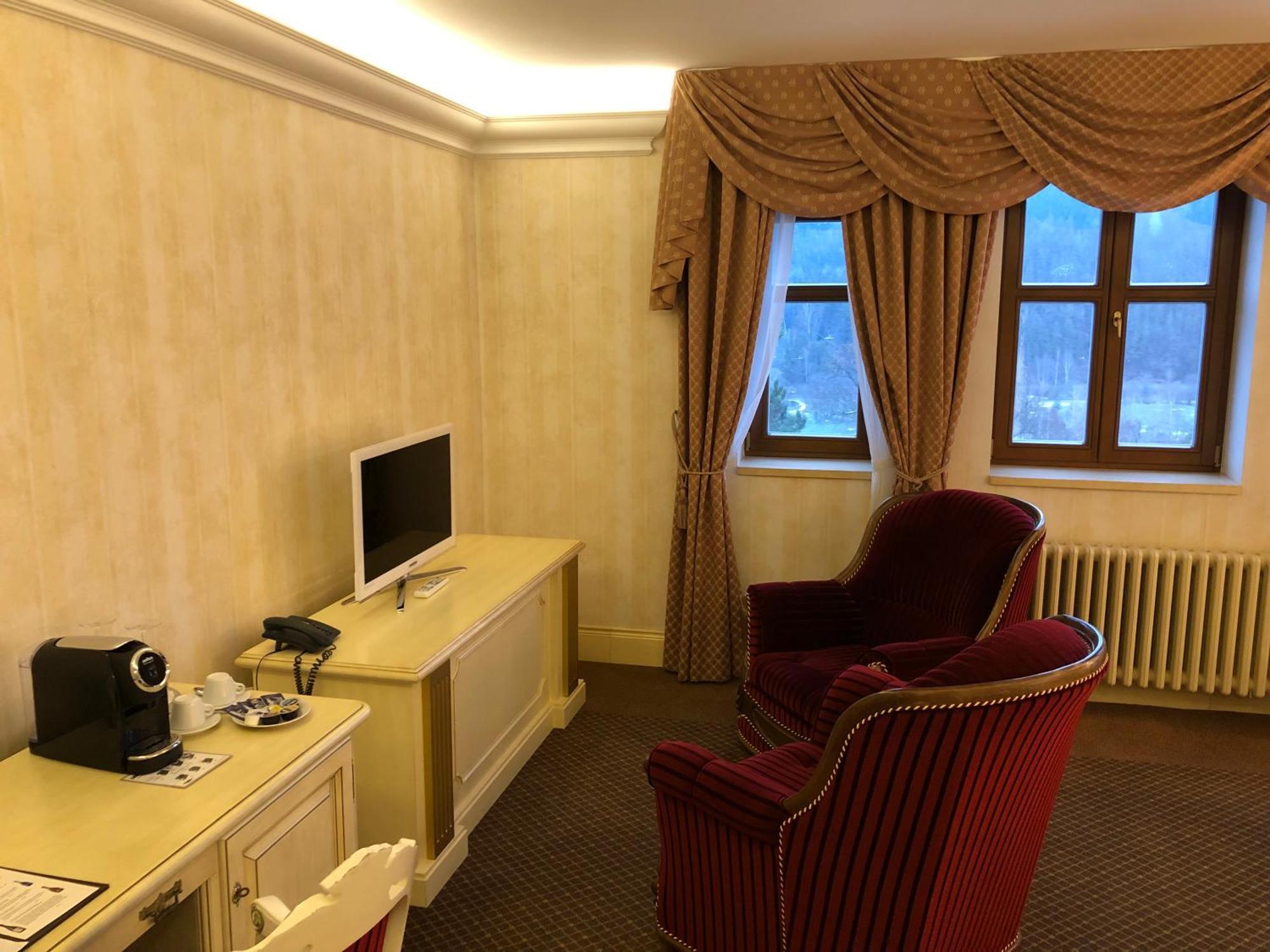 Hotel Chateau Cihelny Карлови Вари Екстериор снимка
